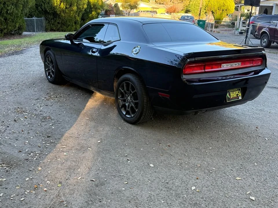 2011 Dodge Challenger 3rd Gen - Image 3 of 7