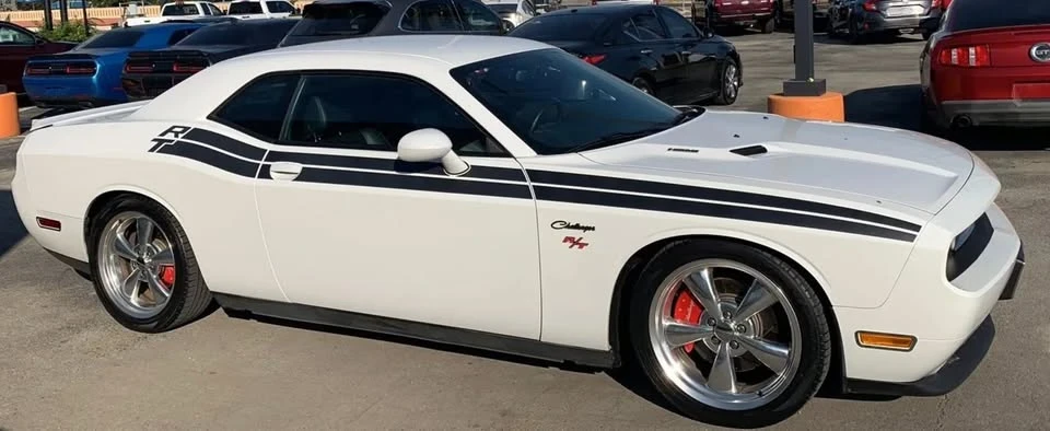 2011 Dodge Challenger 3rd Gen - Image 5 of 9
