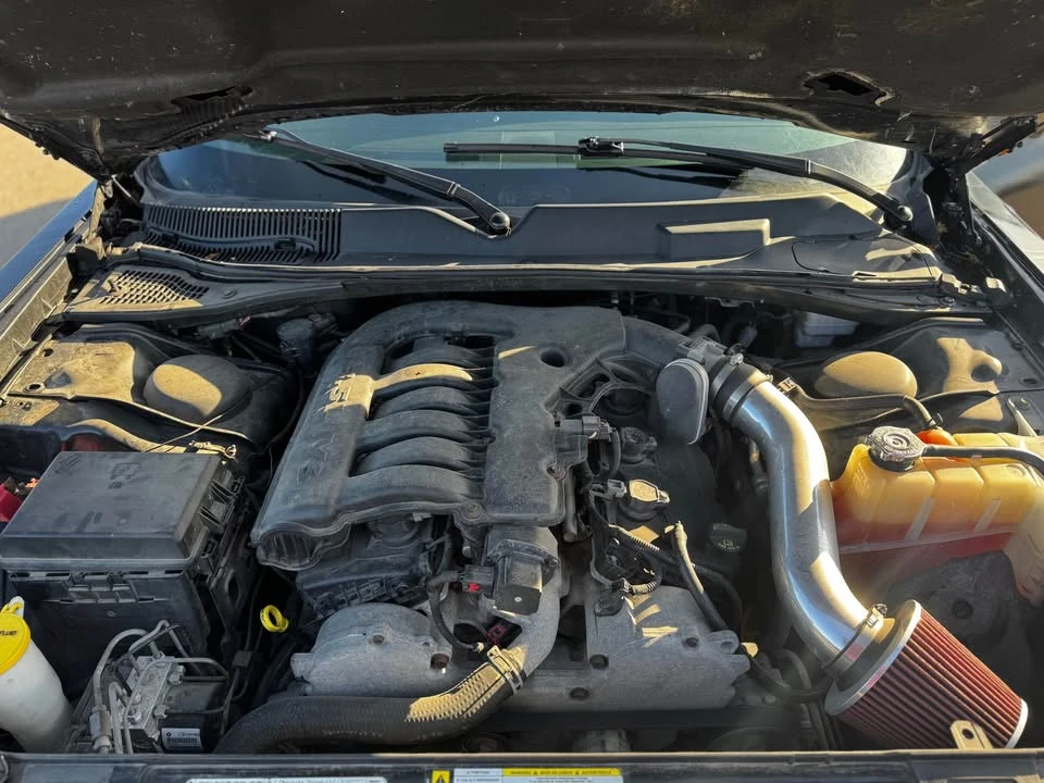 2011 Dodge Challenger 3rd Gen - Image 5 of 7