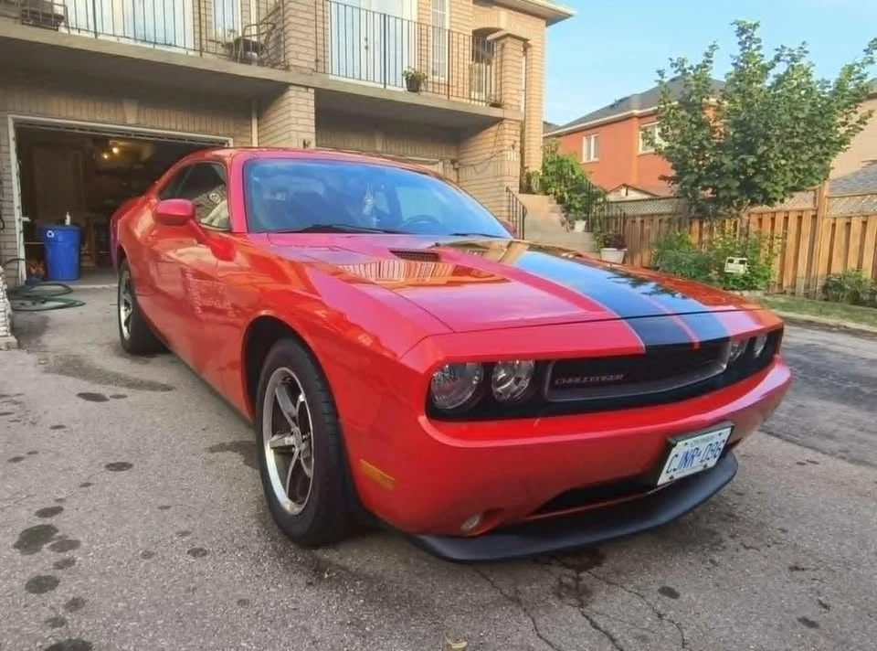 2011 Dodge Challenger 3rd Gen - Image 2 of 10