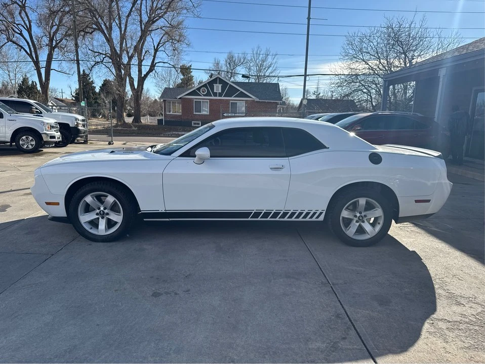 2011 Dodge Challenger 3rd Gen - Image 8 of 17