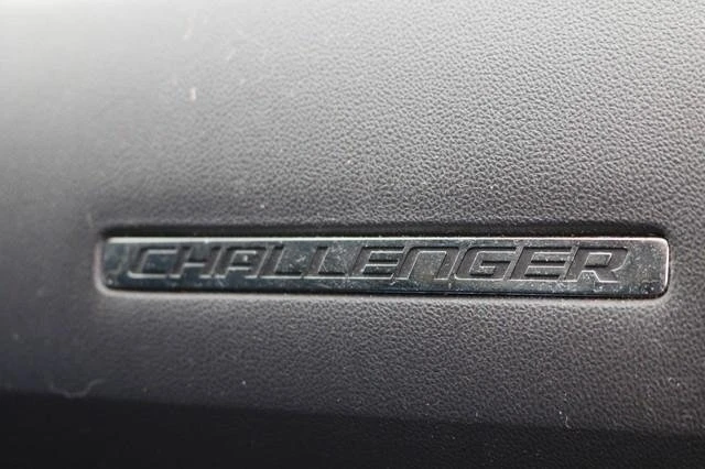 2011 Dodge Challenger 3rd Gen - Image 17 of 19