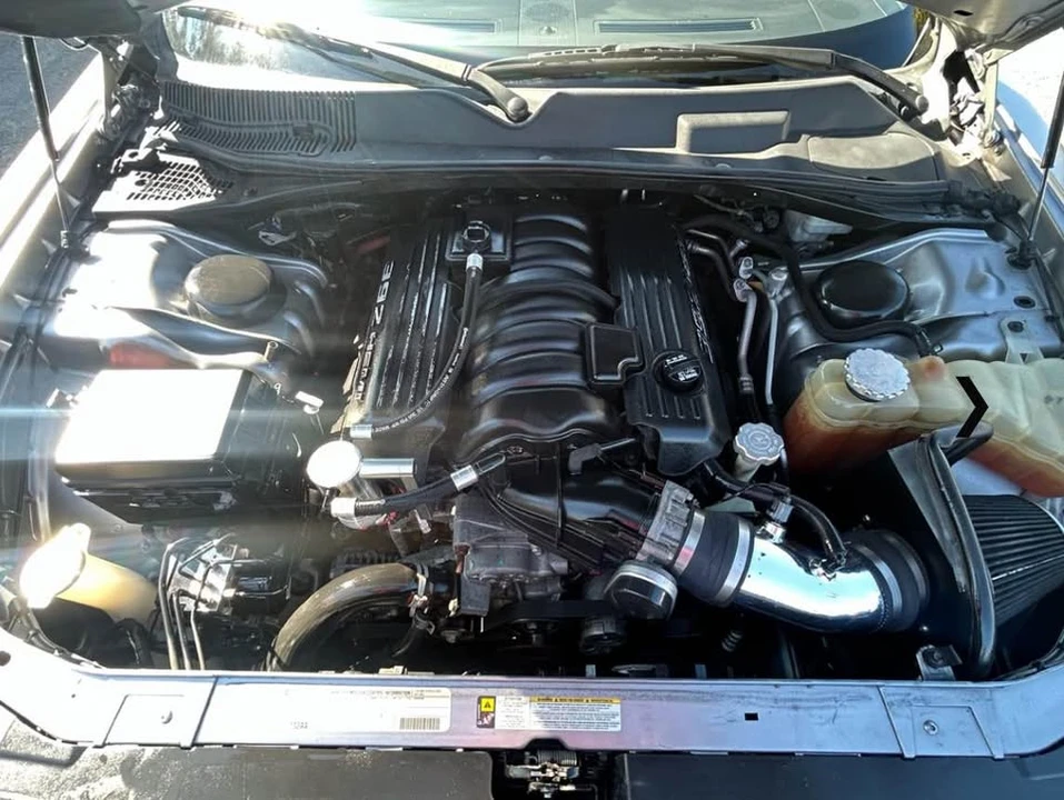 2011 Dodge Challenger SRT8 & 392 3rd Gen - Image 8 of 8