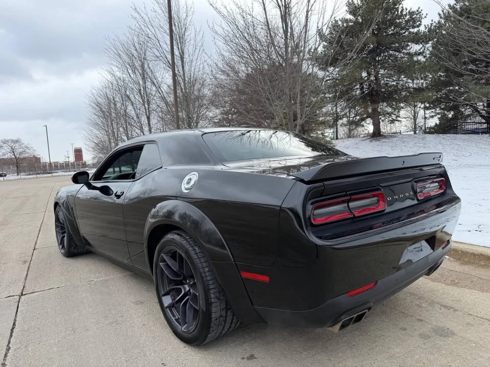 2011 Dodge Challenger SRT8 & 392 3rd Gen - Image 4 of 18