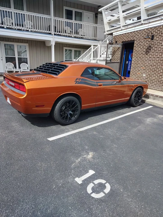 2011 Dodge Challenger 3rd Gen - Image 5 of 5