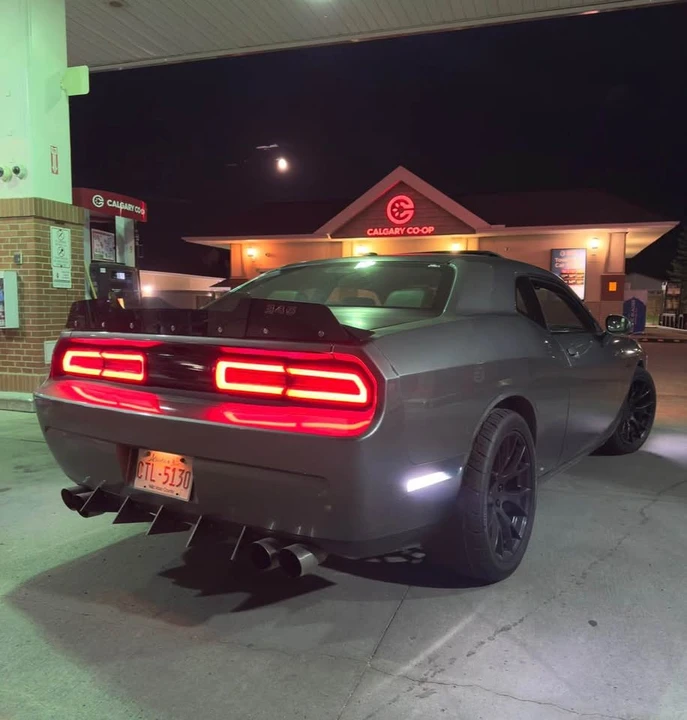 2011 Dodge Challenger 3rd Gen - Image 3 of 6
