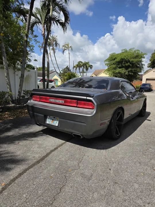 2011 Dodge Challenger 3rd Gen - Image 5 of 6