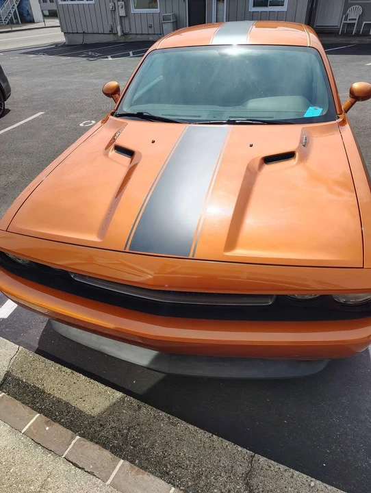 2011 Dodge Challenger 3rd Gen - Image 2 of 5