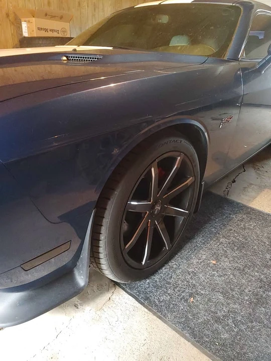 2011 Dodge Challenger SRT8 & 392 3rd Gen - Image 7 of 7