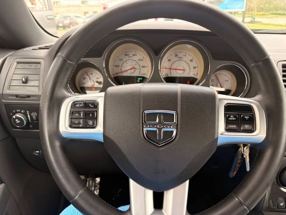 2011 Dodge Challenger 3rd Gen - Image 13 of 18