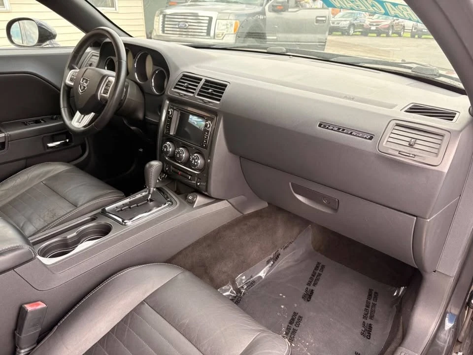 2011 Dodge Challenger 3rd Gen - Image 9 of 18