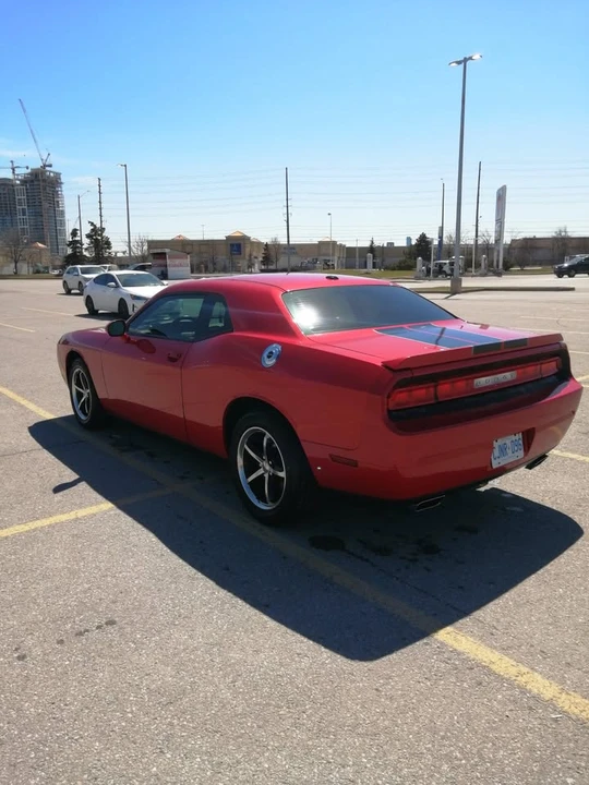 2011 Dodge Challenger 3rd Gen - Image 3 of 8