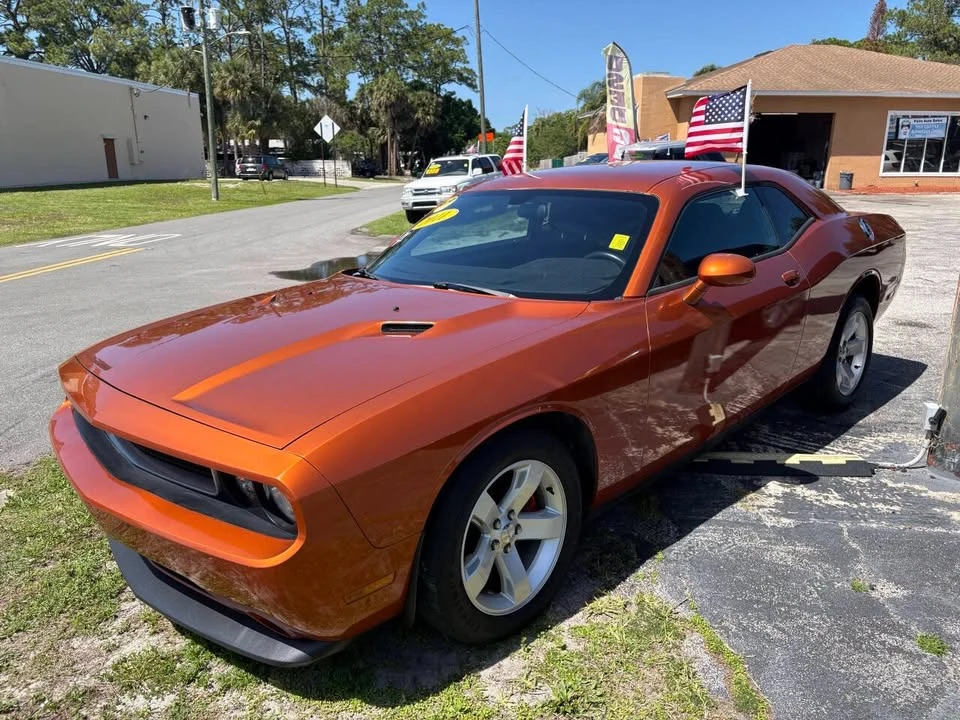 2011 Dodge Challenger 3rd Gen - Image 2 of 11