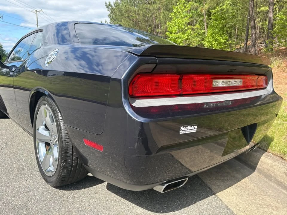 2011 Dodge Challenger 3rd Gen - Image 10 of 20