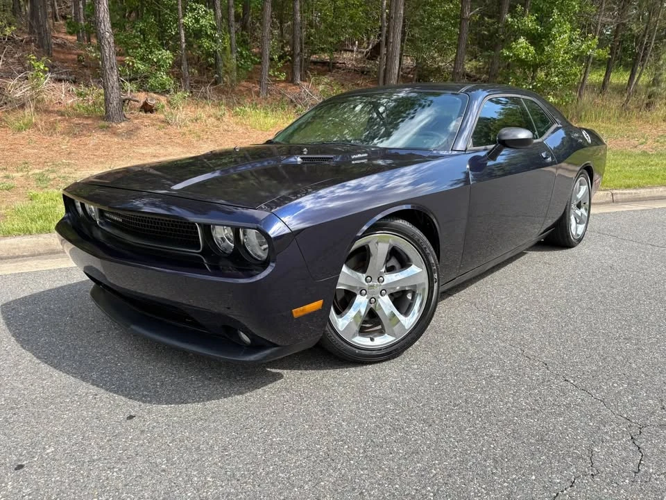 2011 Dodge Challenger 3rd Gen - Image 2 of 20