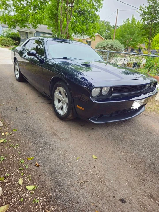 2011 Dodge Challenger 3rd Gen - Image 2 of 6