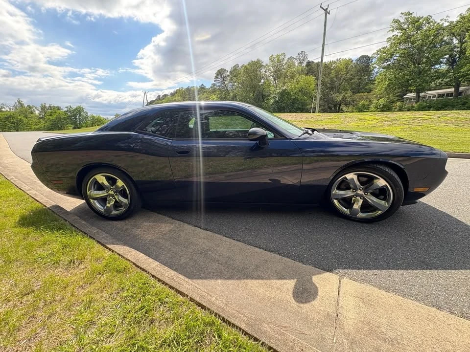 2011 Dodge Challenger 3rd Gen - Image 5 of 20
