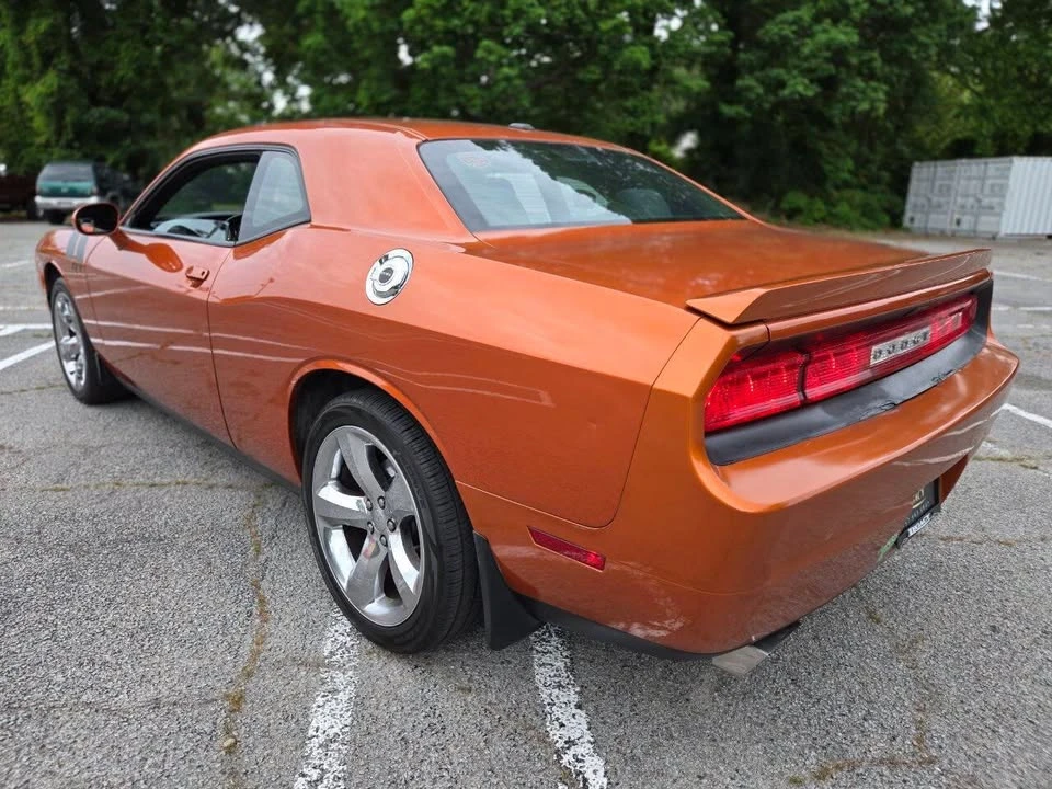 2011 Dodge Challenger 3rd Gen - Image 5 of 20