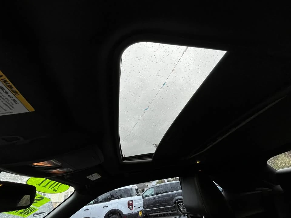 2011 Dodge Challenger 3rd Gen - Image 15 of 20