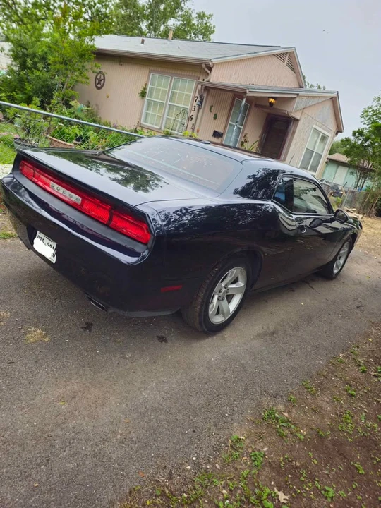 2011 Dodge Challenger 3rd Gen - Image 4 of 6