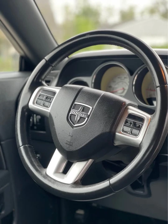 2011 Dodge Challenger 3rd Gen - Image 18 of 20