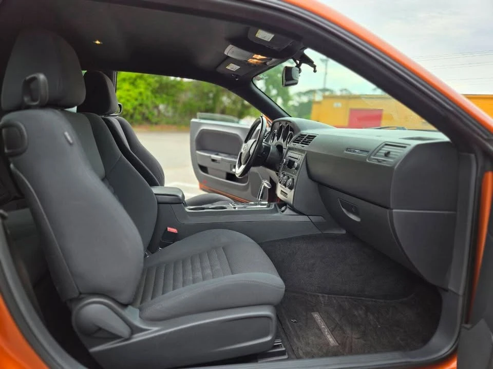 2011 Dodge Challenger 3rd Gen - Image 16 of 20