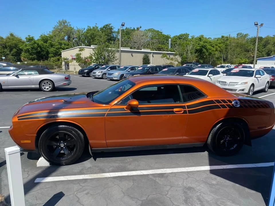 2011 Dodge Challenger 3rd Gen - Image 5 of 11