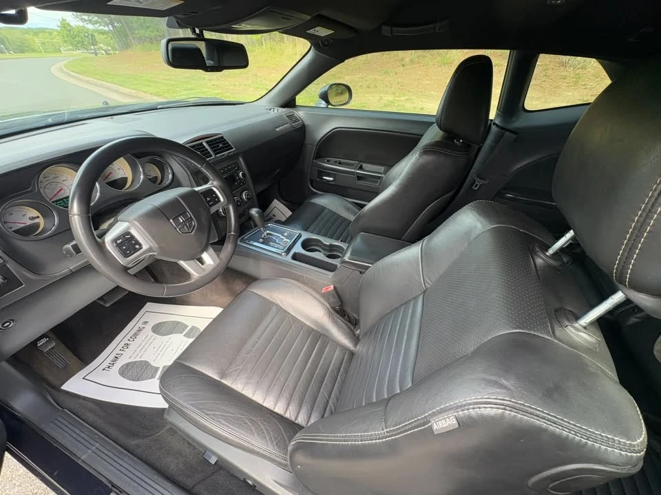 2011 Dodge Challenger 3rd Gen - Image 15 of 20