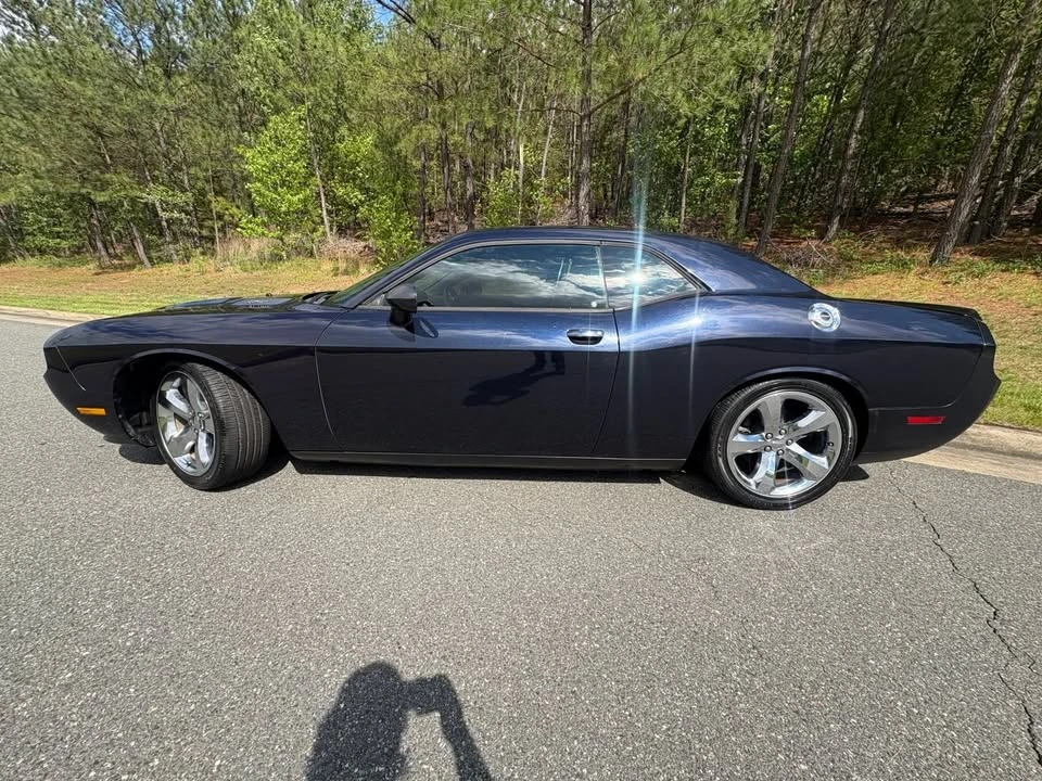 2011 Dodge Challenger 3rd Gen - Image 9 of 20