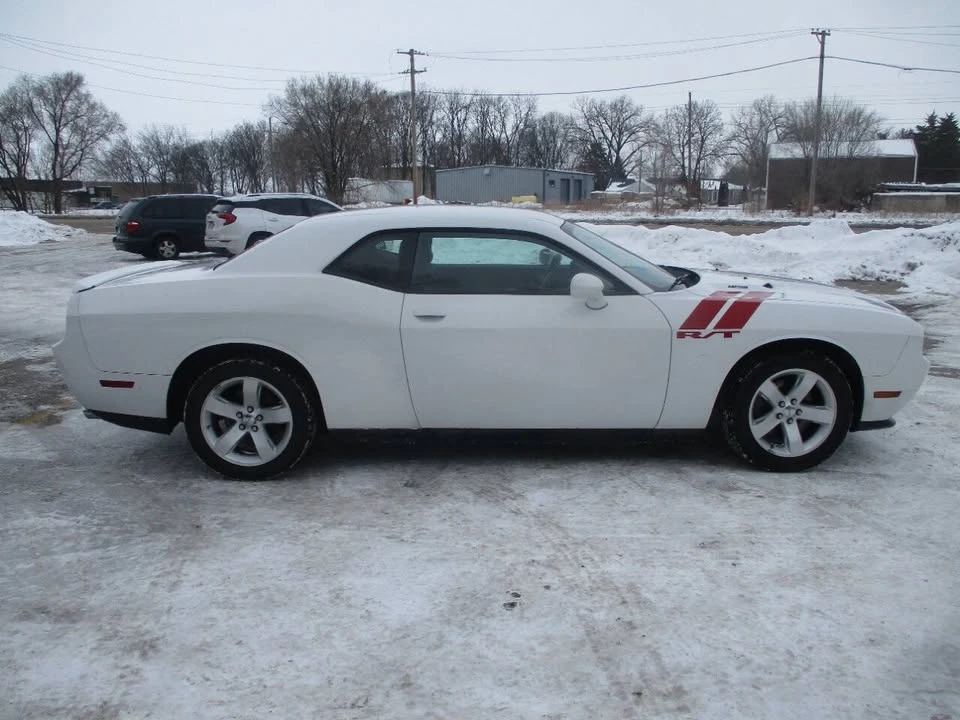2011 Dodge Challenger 3rd Gen - Image 8 of 15