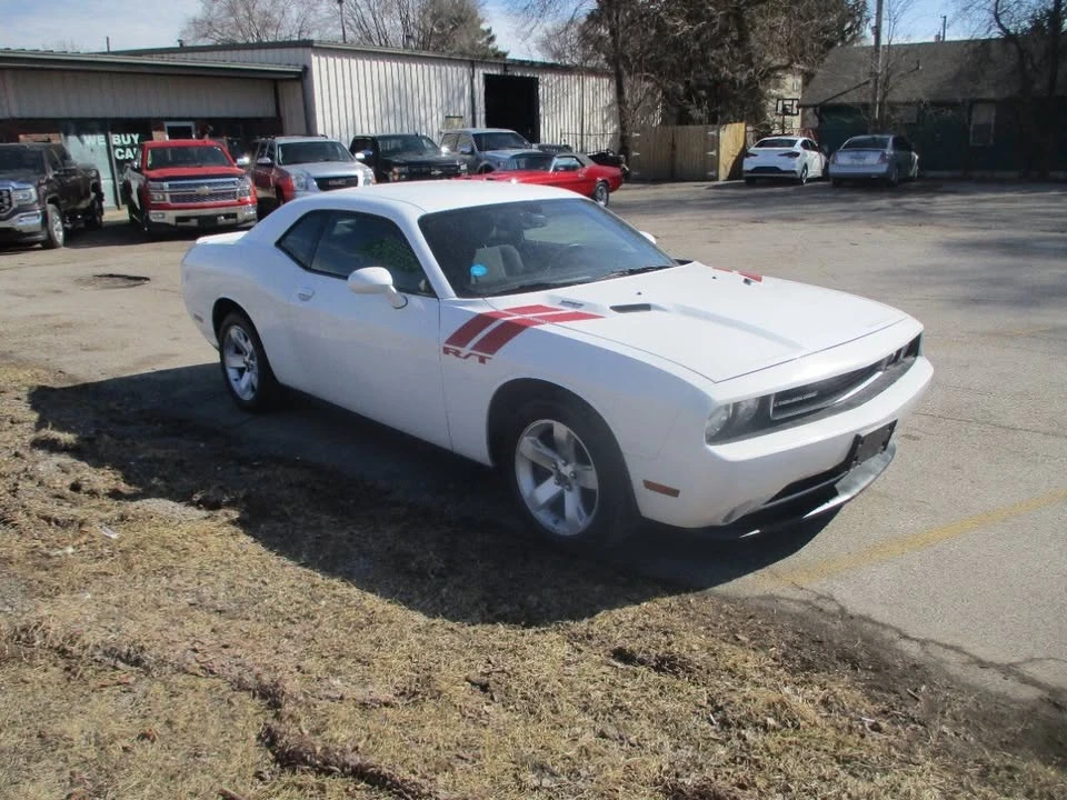2011 Dodge Challenger 3rd Gen - Image 3 of 15