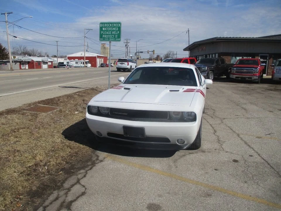 2011 Dodge Challenger 3rd Gen - Image 2 of 15