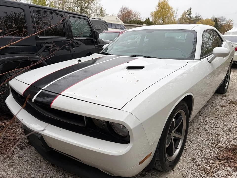2011 Dodge Challenger 3rd Gen - Image 2 of 9