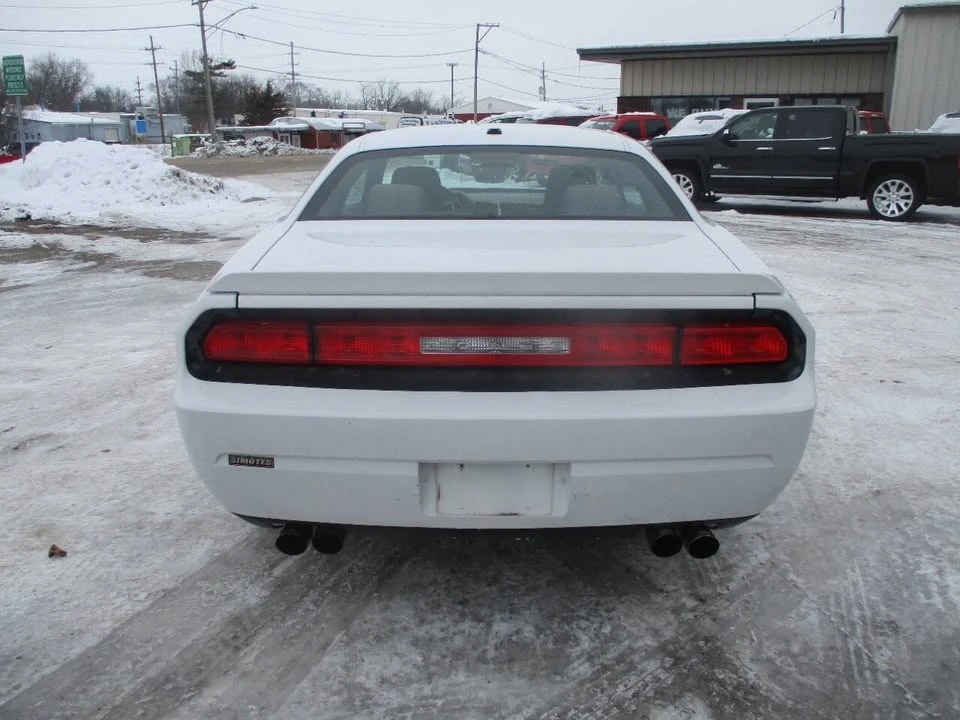 2011 Dodge Challenger 3rd Gen - Image 10 of 15