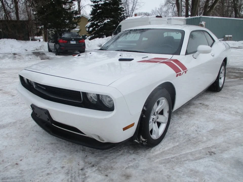 2011 Dodge Challenger 3rd Gen - Image 13 of 15