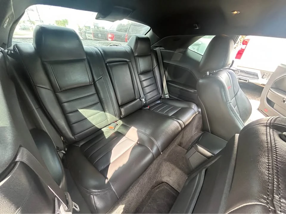 2011 Dodge Challenger 3rd Gen - Image 3 of 5