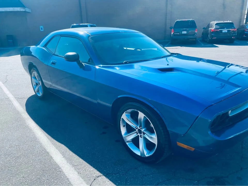 2011 Dodge Challenger 3rd Gen - Image 3 of 7