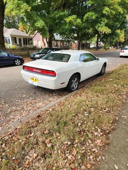 2011 Dodge Challenger 3rd Gen - Image 3 of 7