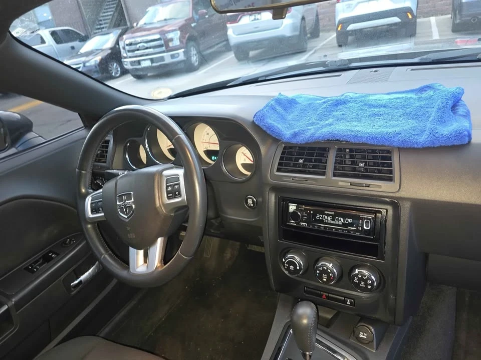 2011 Dodge Challenger 3rd Gen - Image 13 of 15