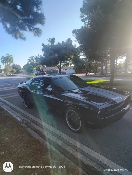 2011 Dodge Challenger 3rd Gen - Image 2 of 4