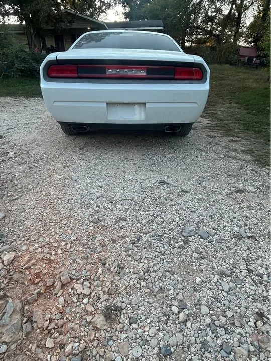 2011 Dodge Challenger 3rd Gen - Image 4 of 9