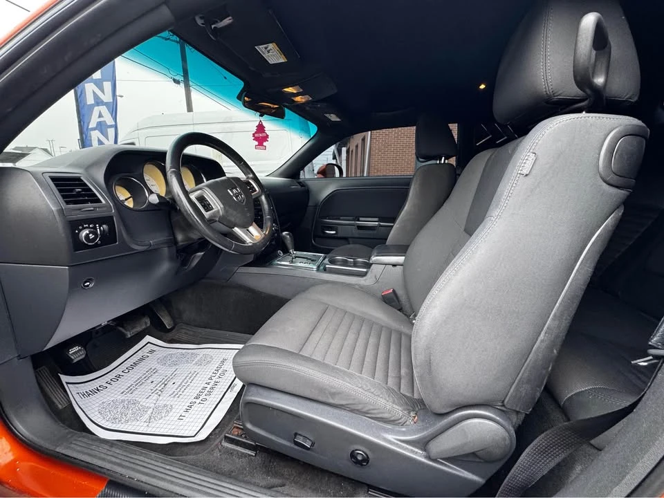 2011 Dodge Challenger 3rd Gen - Image 9 of 15