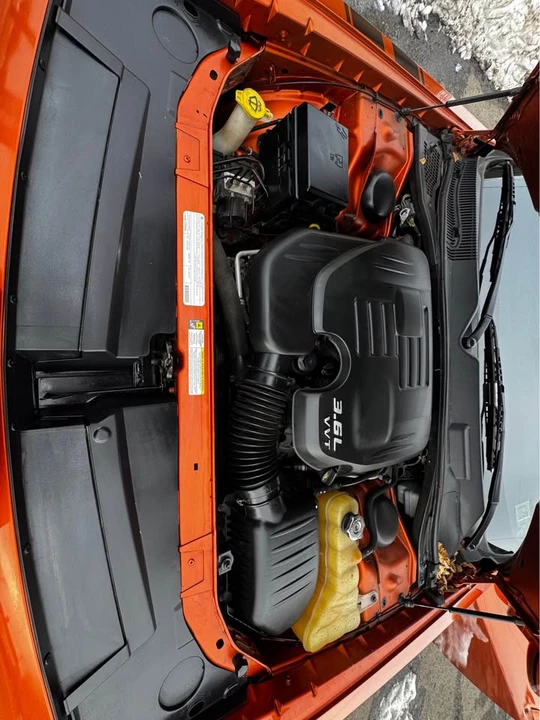 2011 Dodge Challenger 3rd Gen - Image 12 of 15