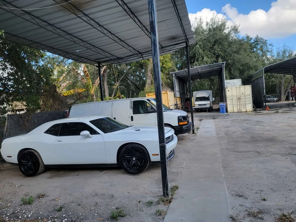 2011 Dodge Challenger 3rd Gen - Image 2 of 10