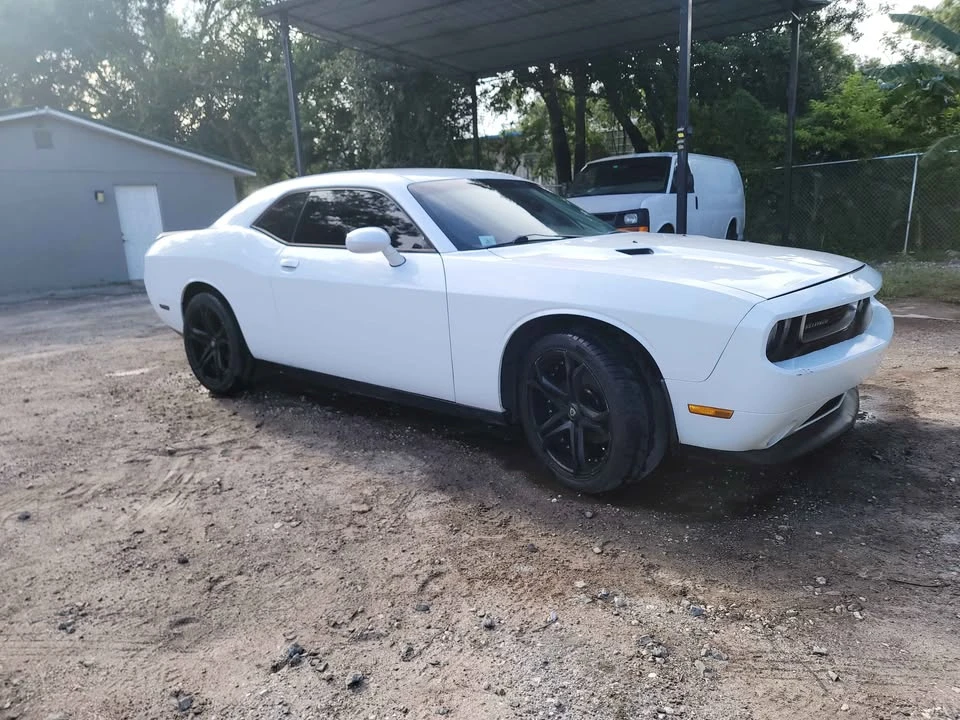 2011 Dodge Challenger 3rd Gen - Image 4 of 10