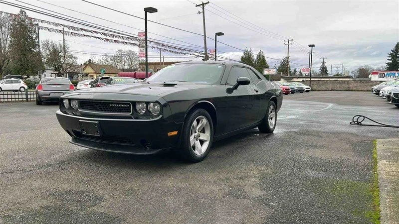 2011 Dodge Challenger 3rd Gen - Image 5 of 10