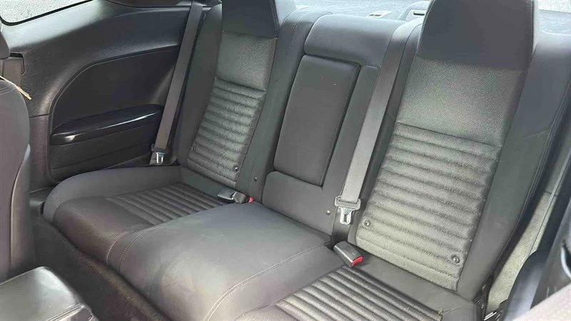 2011 Dodge Challenger 3rd Gen - Image 7 of 10