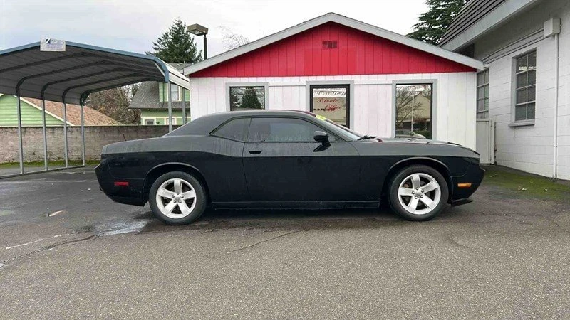 2011 Dodge Challenger 3rd Gen - Image 2 of 10