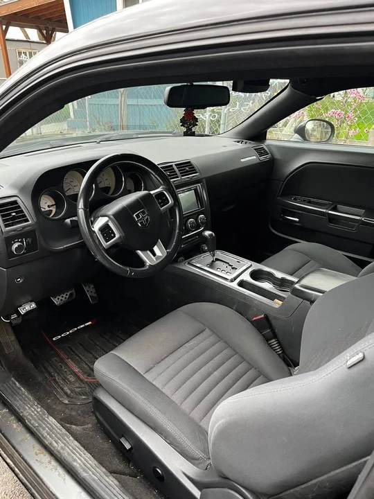 2011 Dodge Challenger 3rd Gen - Image 6 of 7
