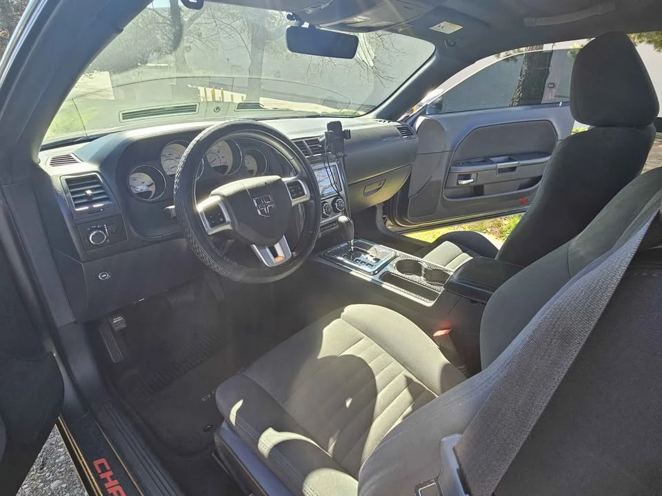 2011 Dodge Challenger 3rd Gen - Image 8 of 11